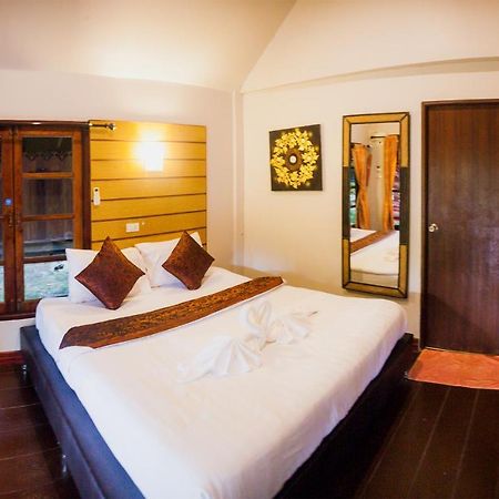 Lipe Sunset Forest Resort Koh Lipe Exterior foto