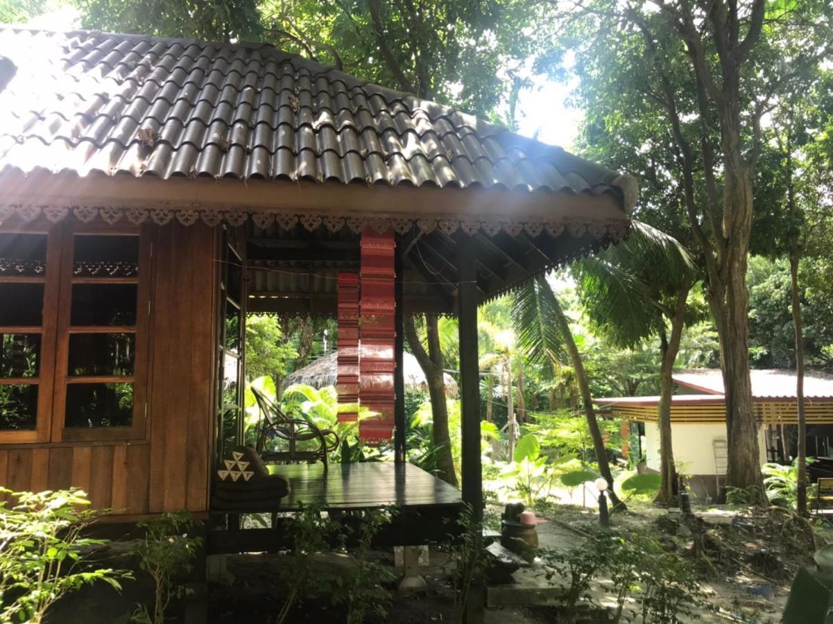 Lipe Sunset Forest Resort Koh Lipe Exterior foto