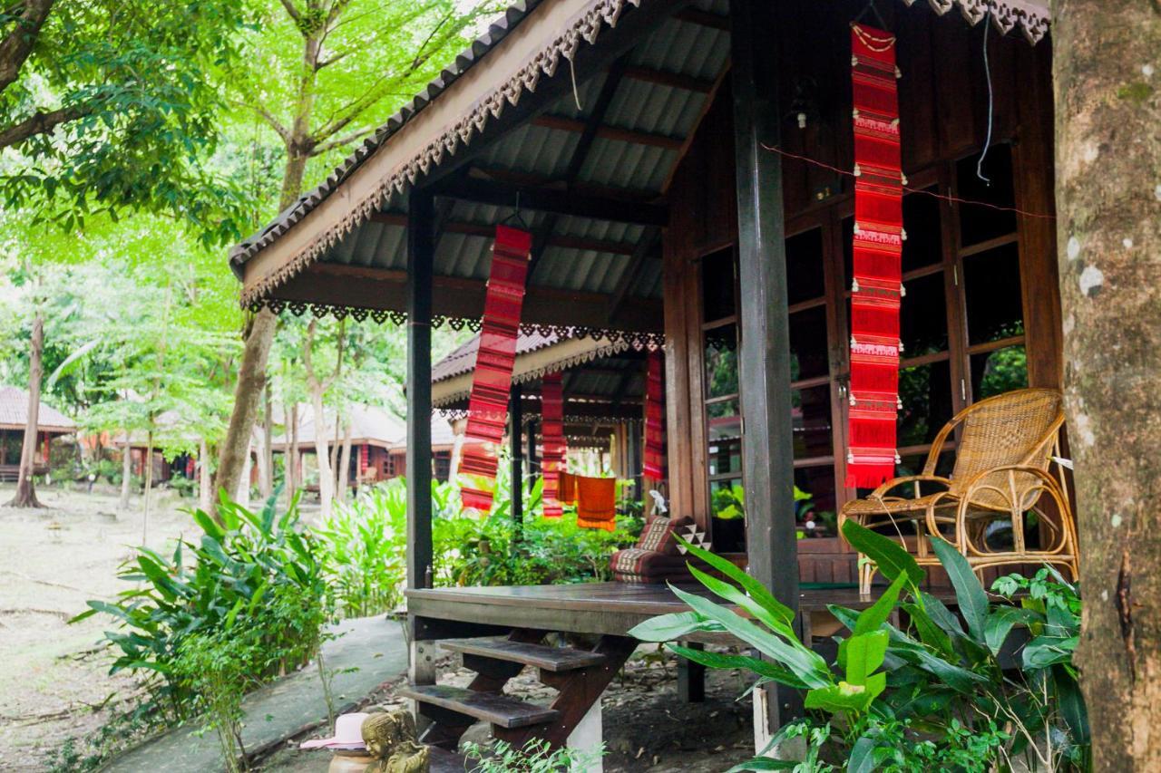 Lipe Sunset Forest Resort Koh Lipe Exterior foto